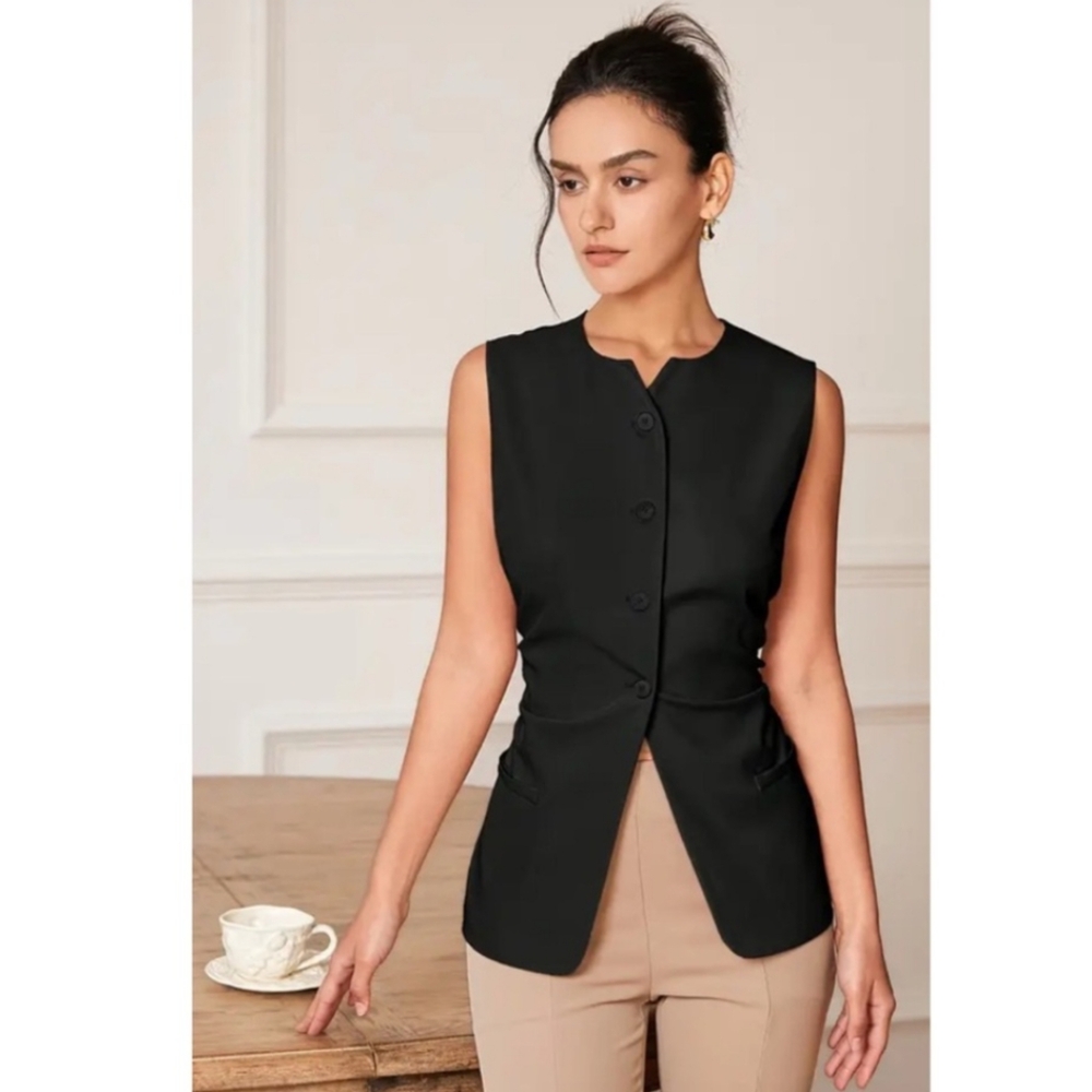 AEL Sleeveless Button-Up Vest